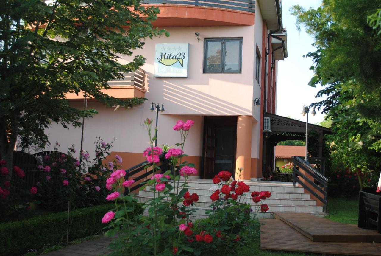 Vila Delta Travel - Mila 23 Mila Douazeci si Trei Exterior photo