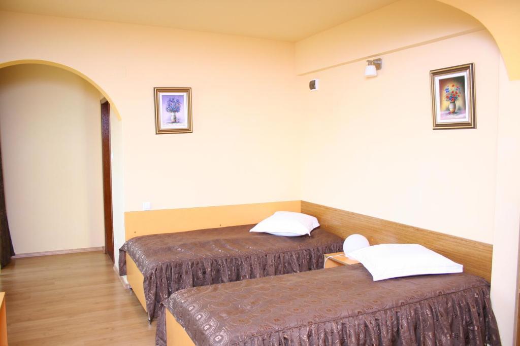Vila Delta Travel - Mila 23 Mila Douazeci si Trei Room photo